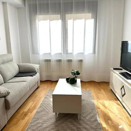Studio 14 + Garaje Incluido. Nuevo, Elegante, Acogedor. Haro Luaran gambar