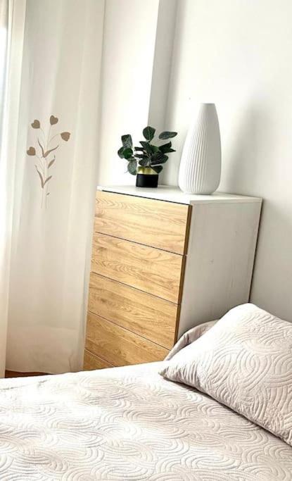 Studio 14 + Garaje Incluido. Nuevo, Elegante, Acogedor. Haro Luaran gambar